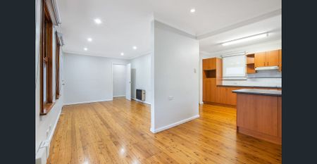 Neat and Tidy Three Bedroom Home - Photo 2