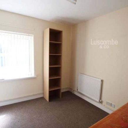 4 Double Bedroom on Albert Avenue, Newport - perfect for students - Photo 1