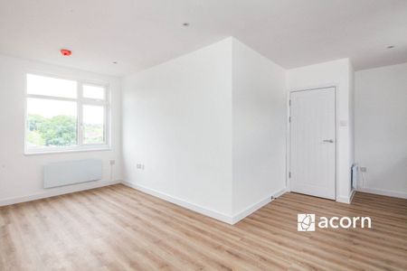 Worsley Bridge Road, London, SE26 - Photo 2