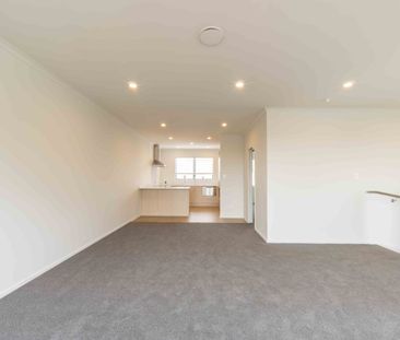 Brand New 3-Bedroom Townhouses in Central Location - Photo 1