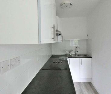 Flat St Margarets Court Church Lane, Wolstanton, Newcastle, ST5 - Photo 4