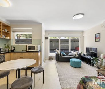 3/2 Yorston Court, Elsternwick - Photo 5