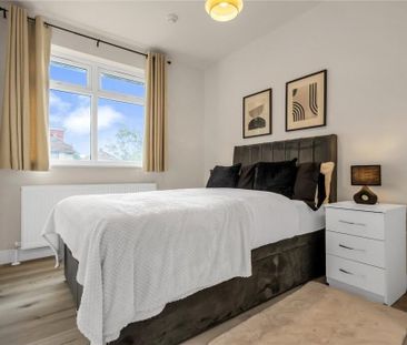 1 bedroom semi-detached house to rent - Photo 2