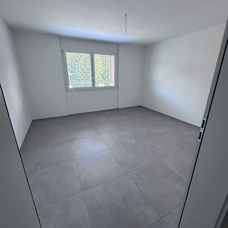 Moderne 3 Zimmer Wohnung mit Balkon – kürzlich saniert! - Photo 1