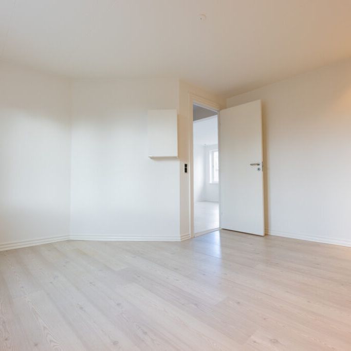 Vestergade 56 ST.TV, 9400 Nørresundby - Foto 1