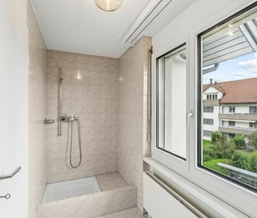 4.5-Zimmer-Wohnung mit Balkon an ruhiger Lage - Photo 2