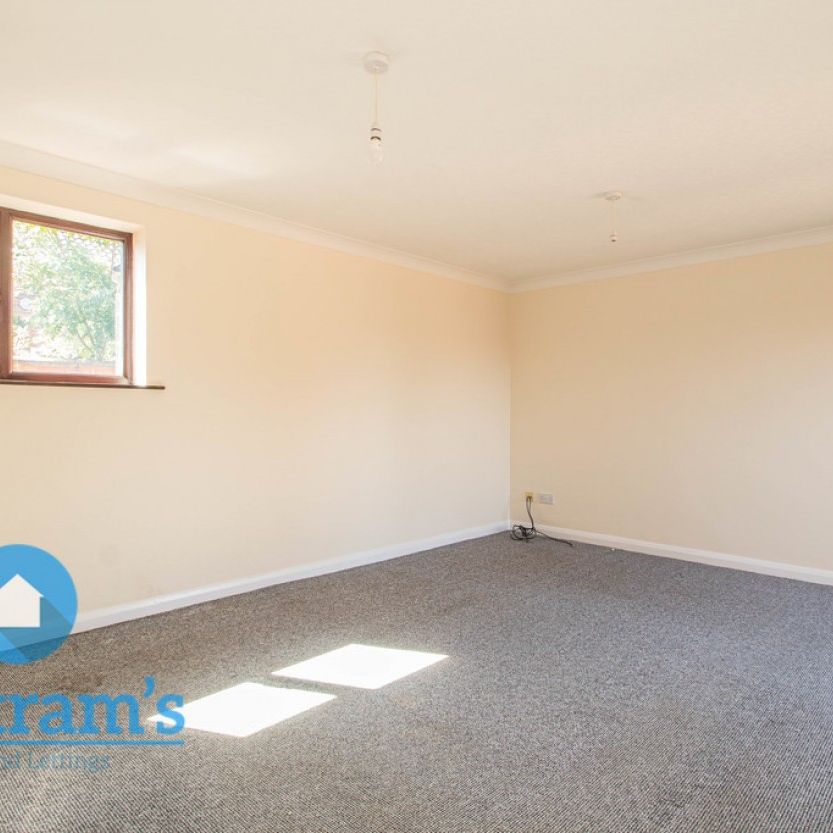 3 bed Detached Bungalow for Rent - Photo 1