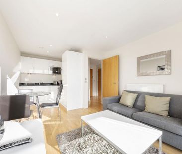1 bedroom flat to rent - Photo 2