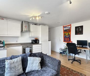 1 bedroom apartment to rent - Photo 3