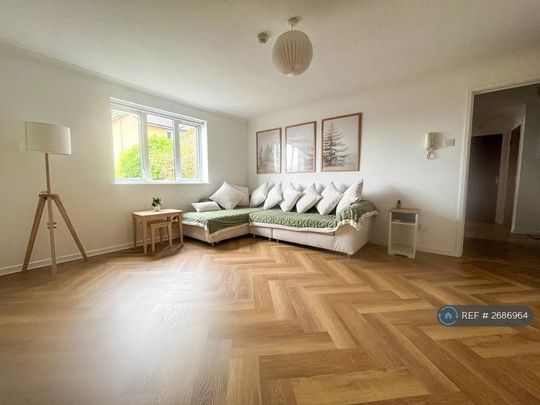 2 bedroom flat to rent - Photo 1