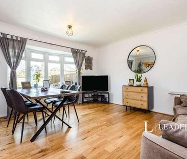 Deerbarn Road, Guildford, GU2 - Photo 1