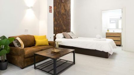 Calle de Julián Besteiro, Madrid, Community of Madrid 28020 - Foto 3