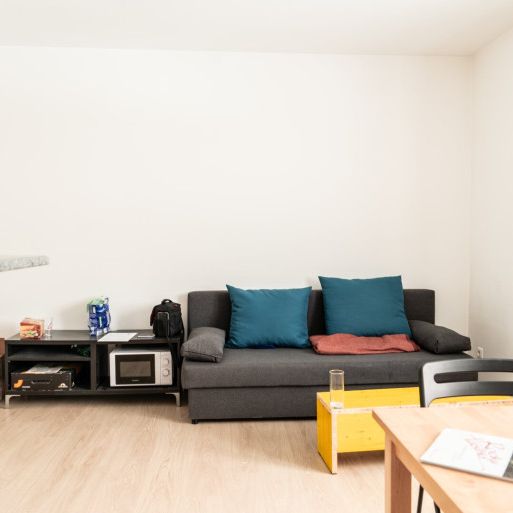 Moderne 2-Zimmer-Wohnung mit Einbauküche in zentraler Lage von Linz - Foto 1