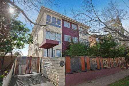 1/313 Dandenong Road, Prahran VIC 3181 - Apartment For Rent | Domain - Photo 3