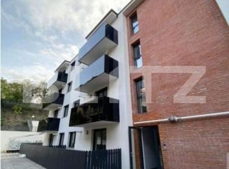 Apartament modern, 2 camere decomandate, 57 mp, zona semicentrală - Photo 4