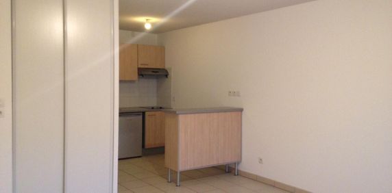 location Appartement T2 DE 45.9m² À BORDEAUX - Photo 2