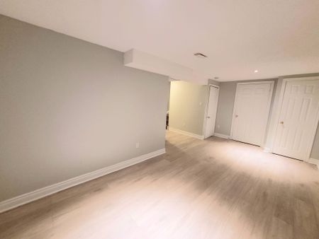 For Lease - 477 Dean Avenue Unit# 29, Oshawa, Ontario - Photo 4