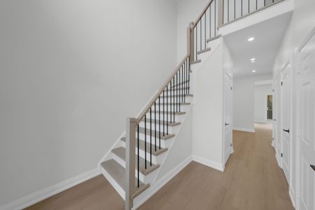 For Lease - 61 Wallace Street, New Tecumseth, Ontario - Photo 2