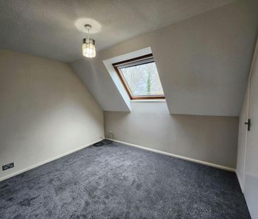 3 bedroom detached house to rent - Photo 4