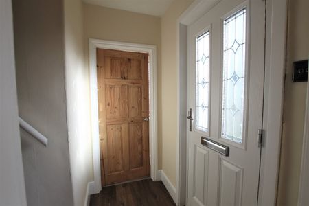 3 Bedroom Semi Detached - Photo 2