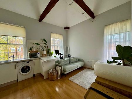 1 bedroom apartment to rent - Photo 2