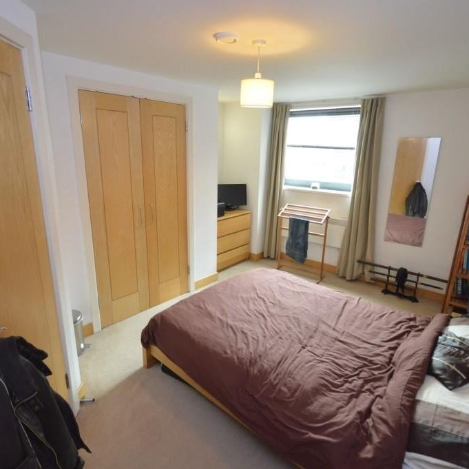 2 Bed Flat, Little Neville Street, LS1 - Photo 1