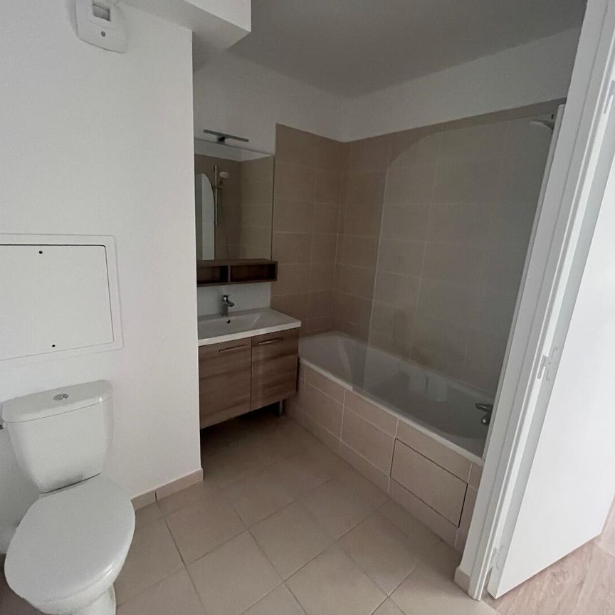 location Appartement T4 DE 85.6m² À BOBIGNY - Photo 1