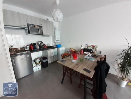 Location Appartement 2 pièces 40m² MONTLOUIS SUR LOIRE 37270 - Photo 3