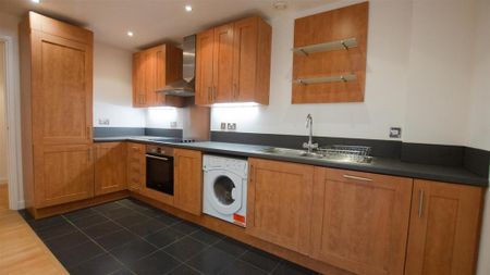 2 bedroom apartment to rent - Photo 5