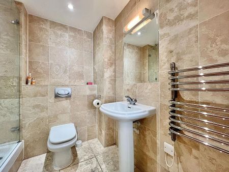 2 bedroom flat to rent - Photo 3