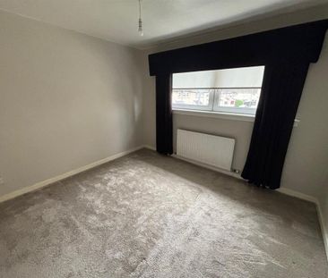 3 bedroom end of terrace house to rent - Photo 6