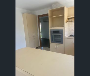 Charming 3-Bedroom Home for Rent - Photo 3