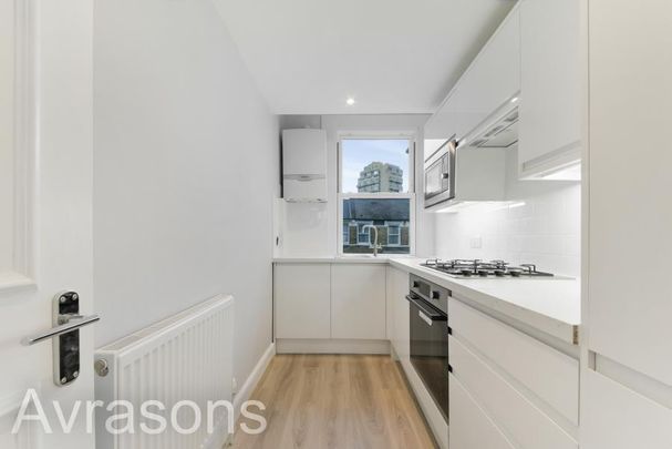 3 bedroom flat to rent - Photo 1