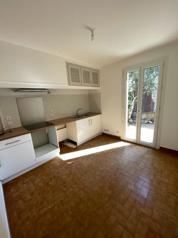 « VILLENEUVE-LES-AVIGNON - MAISON T5 DE 88.12M² AVEC JARDIN » - Photo 4