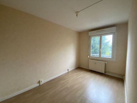 LAVAL APPARTEMENT T3 - Photo 5