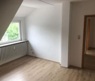 4 Zimmer DG Wohnung mit Balkon in Rosdorf - Photo 6