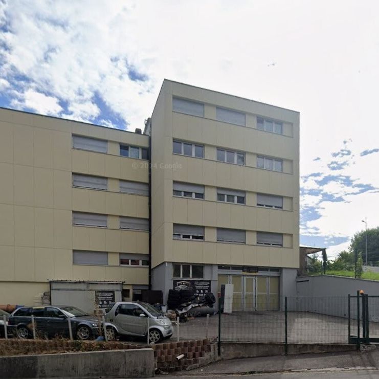SPACIEUX LOGEMENT BIEN SITUE - Foto 2