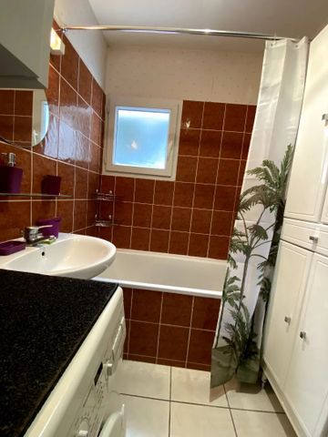 À LOUER : Appartement T3 meublé de 61m² – Réf. TNG-G0573 - Photo 5