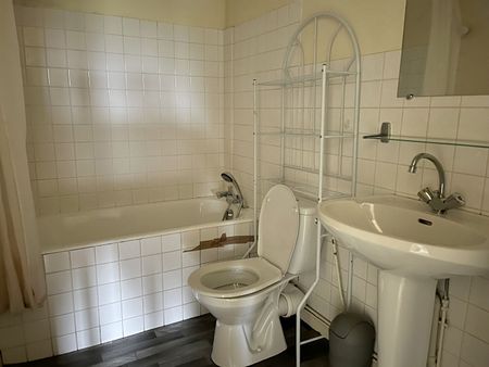 Location Appartement 2 pièces 54m² - Photo 5