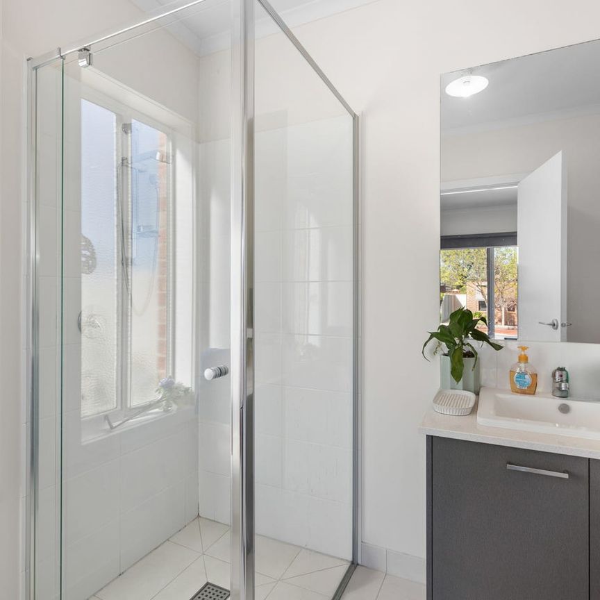 25 Garden Drive, Epsom, Vic 3551 - Photo 1