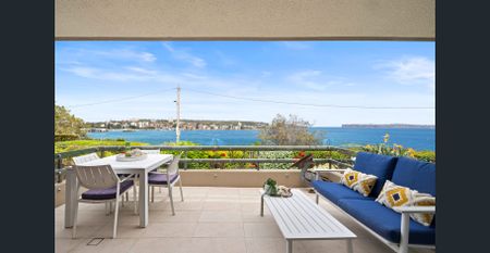 Vista Del Mare – Harbourside Townhouse with Panoramic Views - Photo 3
