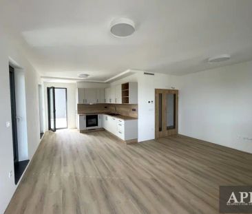Pronájem bytu 2+kk Uherský Brod - Comenius Towers - Photo 5