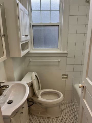 For Lease - 48 Emerald Crescent Unit# 4, Toronto, Ontario - Photo 5