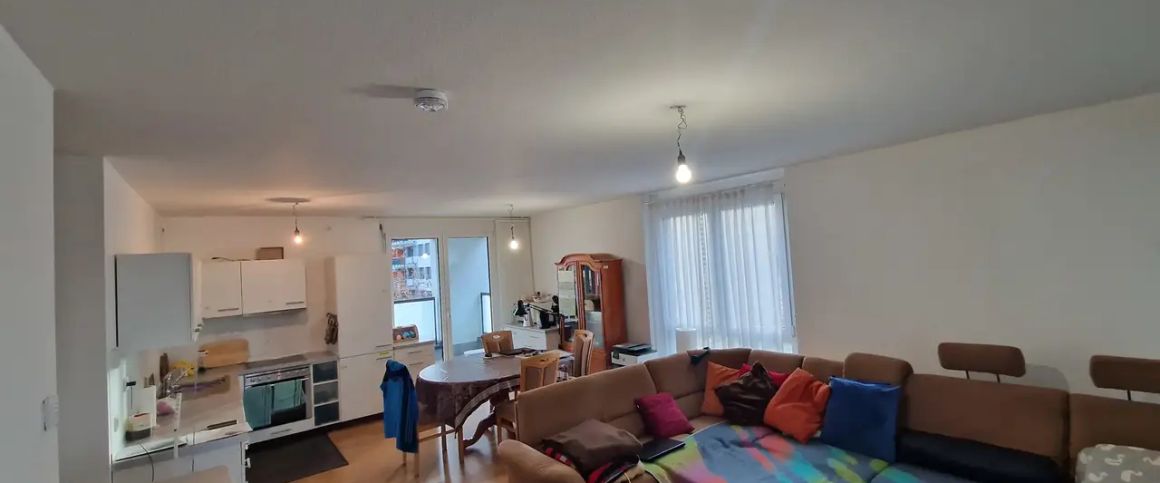 Neuwertige 4-Zimmer-Wohnung mit Traumblick auf dem Flugfeld - Photo 1