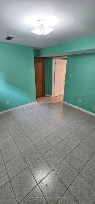 Detached Home For Lease | E9238056 - Photo 1