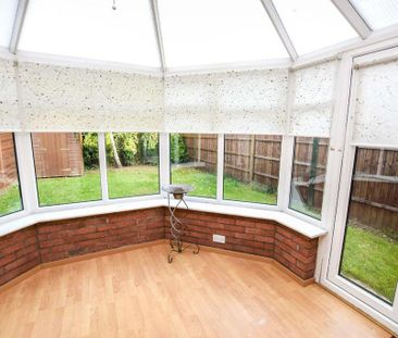 3 bedroom semi-detached house to rent - Photo 2