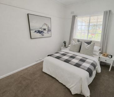 Ideal Family Home - Photo 6