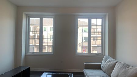 For Lease - 23 Thomas Frisby Jr Crescent, Markham, Ontario - Photo 2