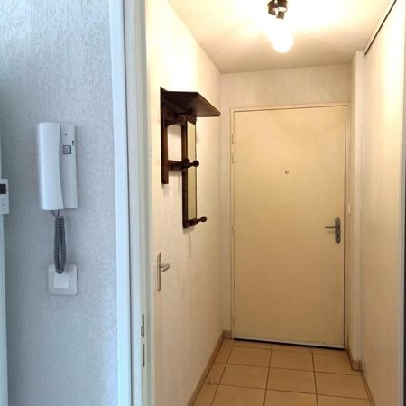 Location Appartement 2 pièces Meublé 40m² GENISSAC 33420 - Photo 5