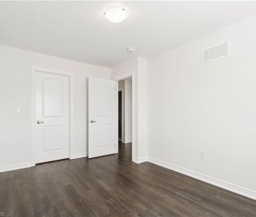 For Lease - 40 zinfandel Drive Unit# 8, Hamilton, Ontario - Photo 2